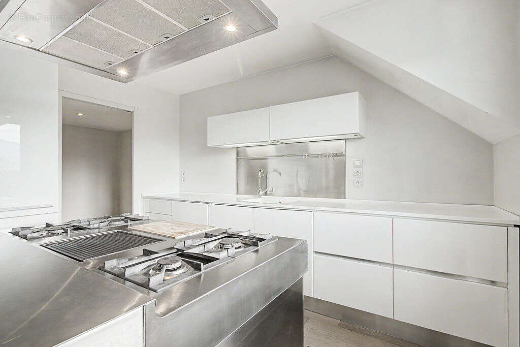 Appartement à POISY