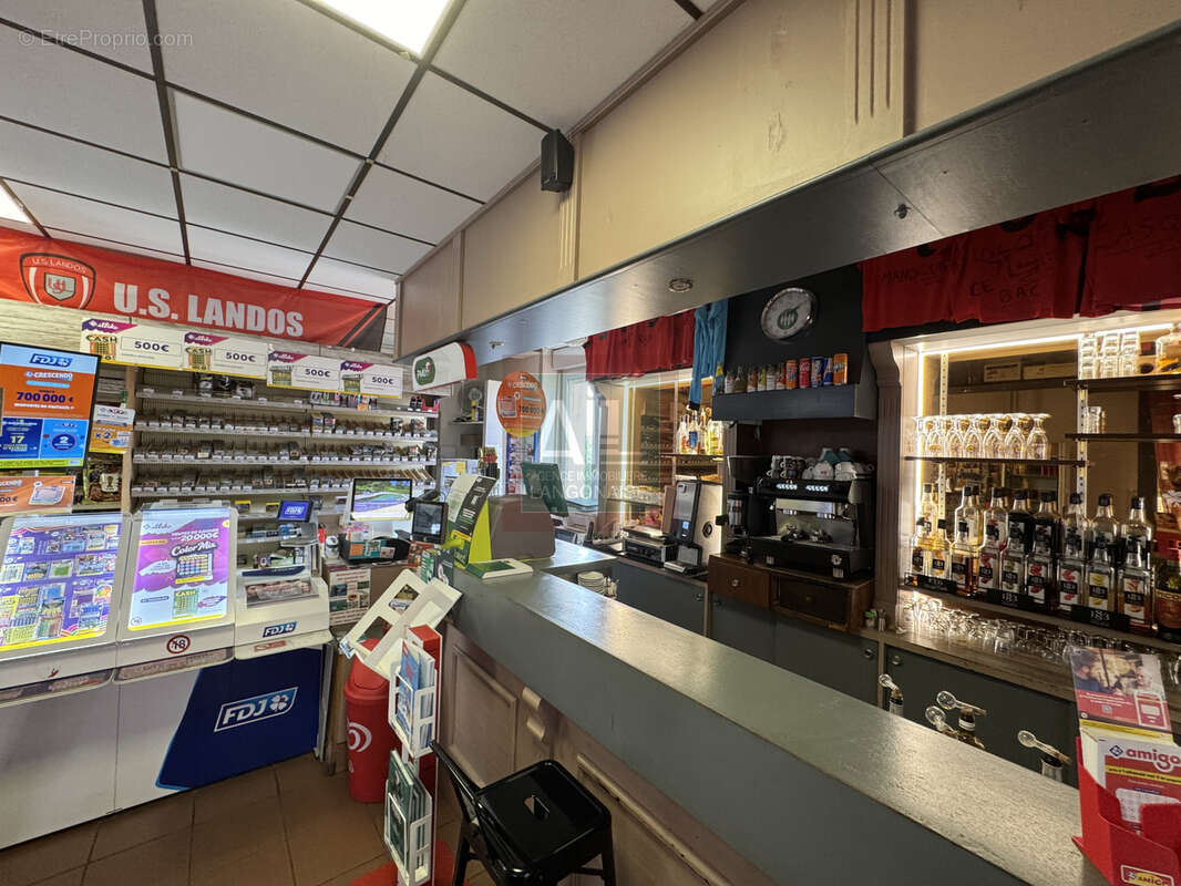 Fonds de commerce Bar, Tabac, PMU, Presse, Snack avec logement de fonction - photo 4