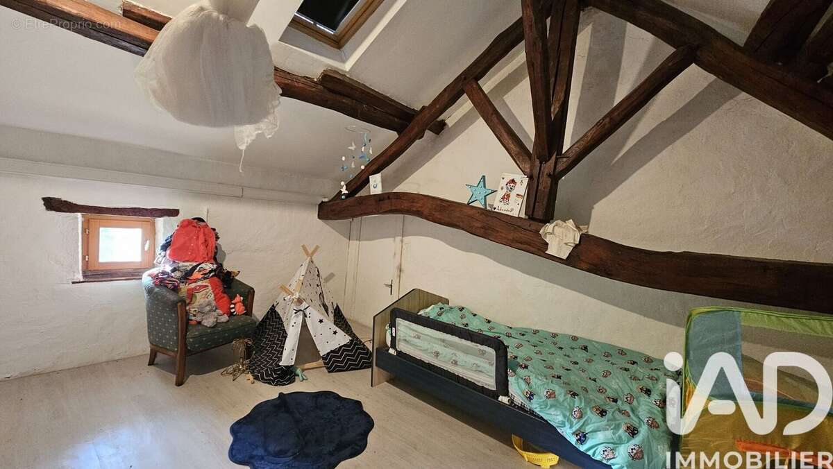Maison 117 m² à Saint-Gaudent  - photo 8