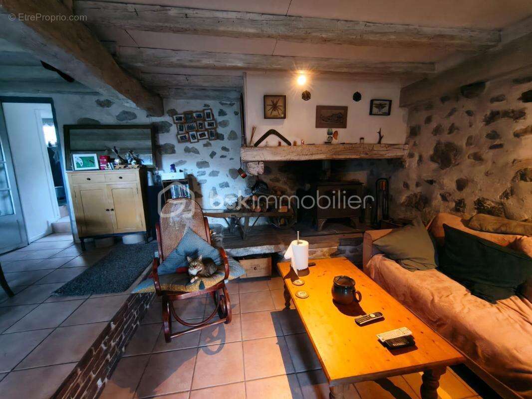 Maison à LOURDIOS-ICHERE