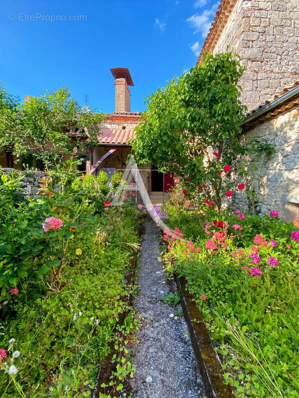 Maison à TOURNON-D'AGENAIS