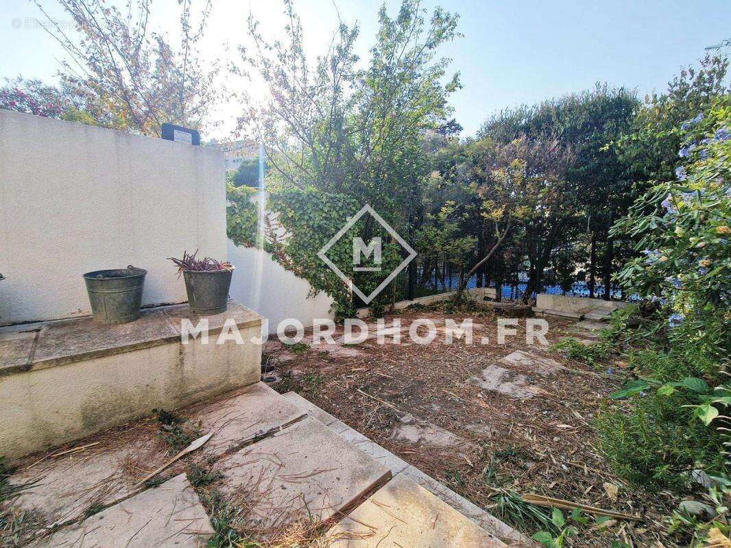 Appartement à MARSEILLE-8E