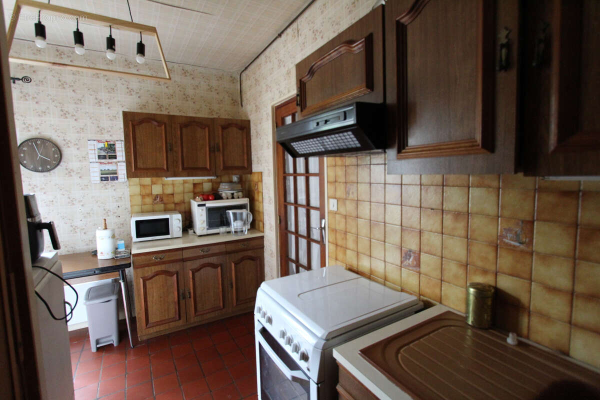 Maison à SUILLY-LA-TOUR