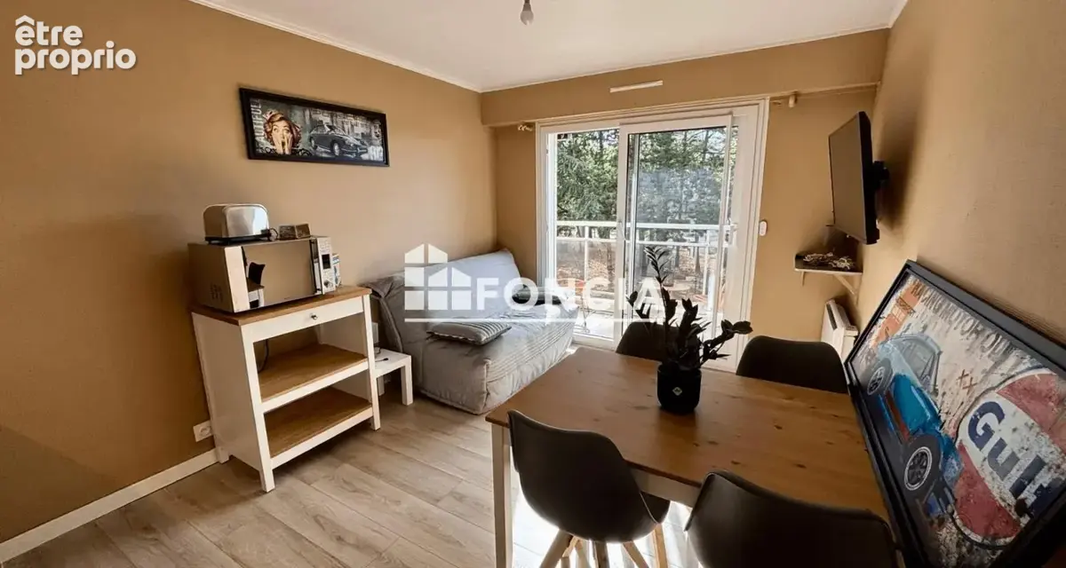 Coquet studio avec grand balcon, au calme - photo 6