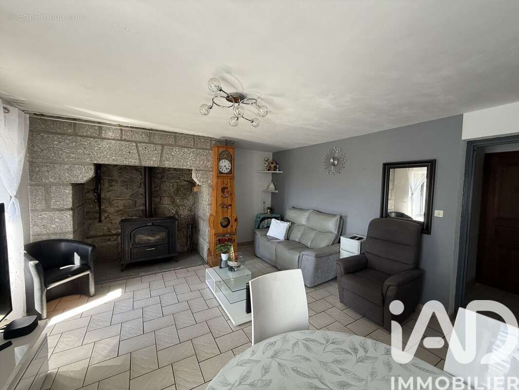 Maison 123 m² à Venteuges  - photo 3