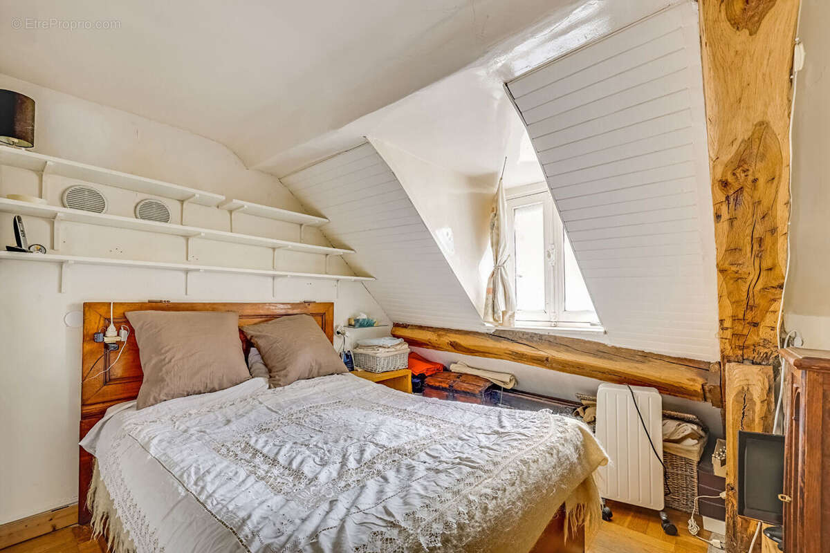 Appartement à PARIS-2E