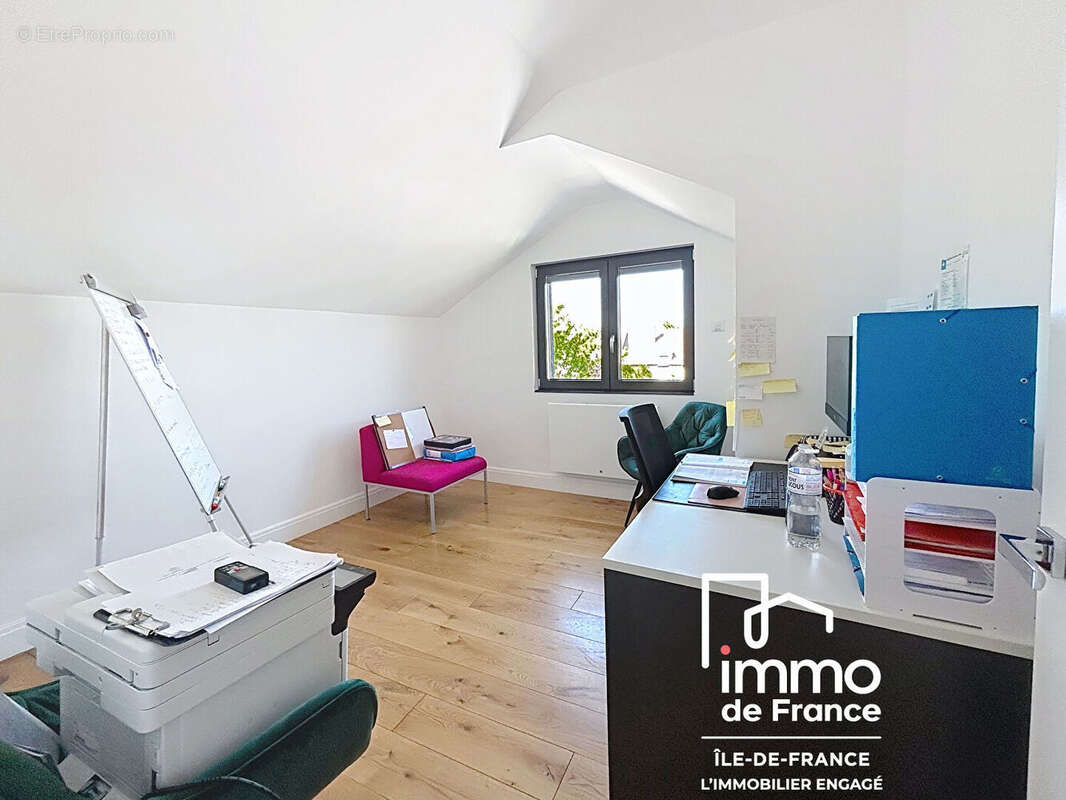 Maison à NEUILLY-PLAISANCE
