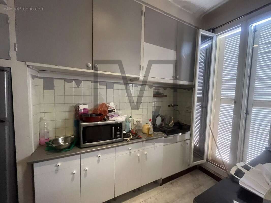 Appartement à MARSEILLE-3E