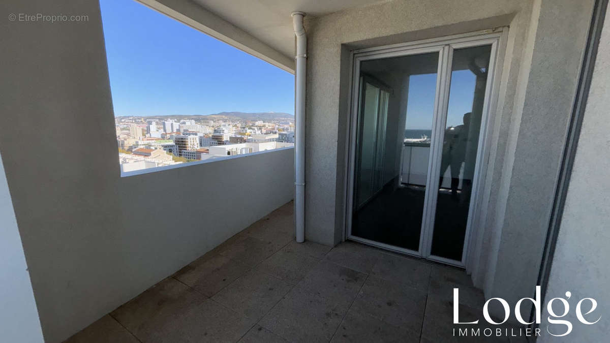 Appartement à MARSEILLE-3E