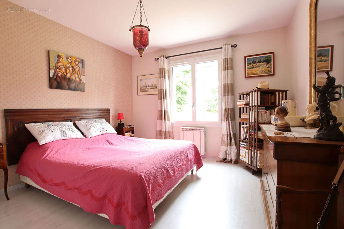 Maison à VOUILLE