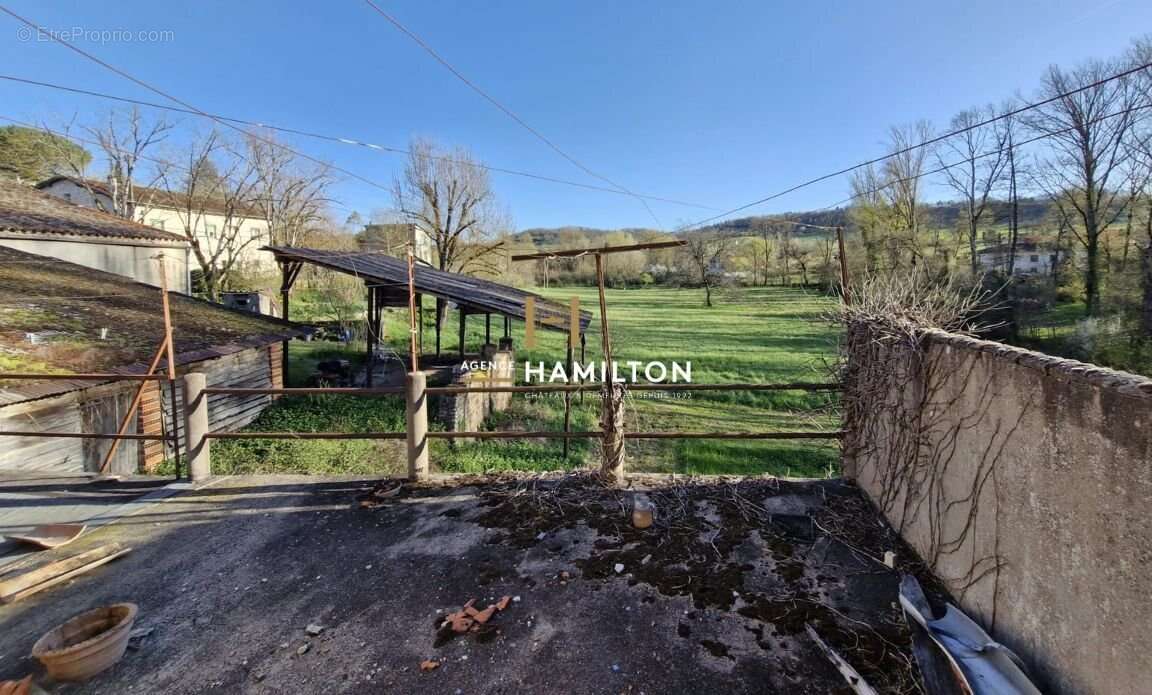 Ensemble immobilier a fort potentiel au pied de la celebre cite de cordes-sur-ciel - photo 10