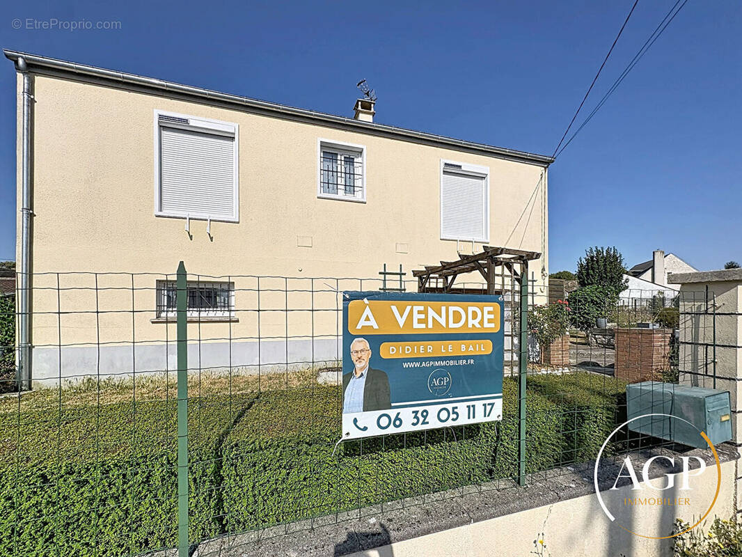 Maison à JOSNES