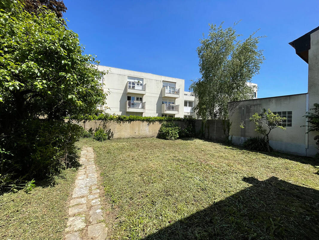 Terrain à CESSON-SEVIGNE