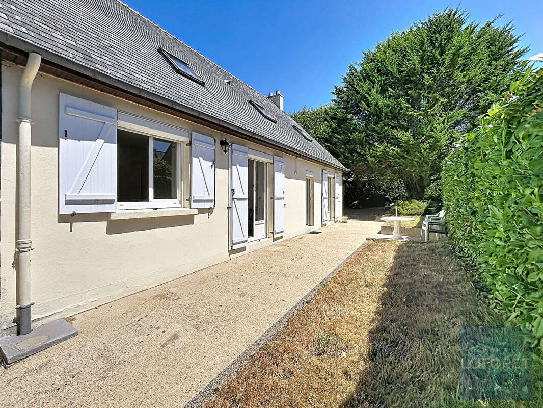 Maison à MELGVEN