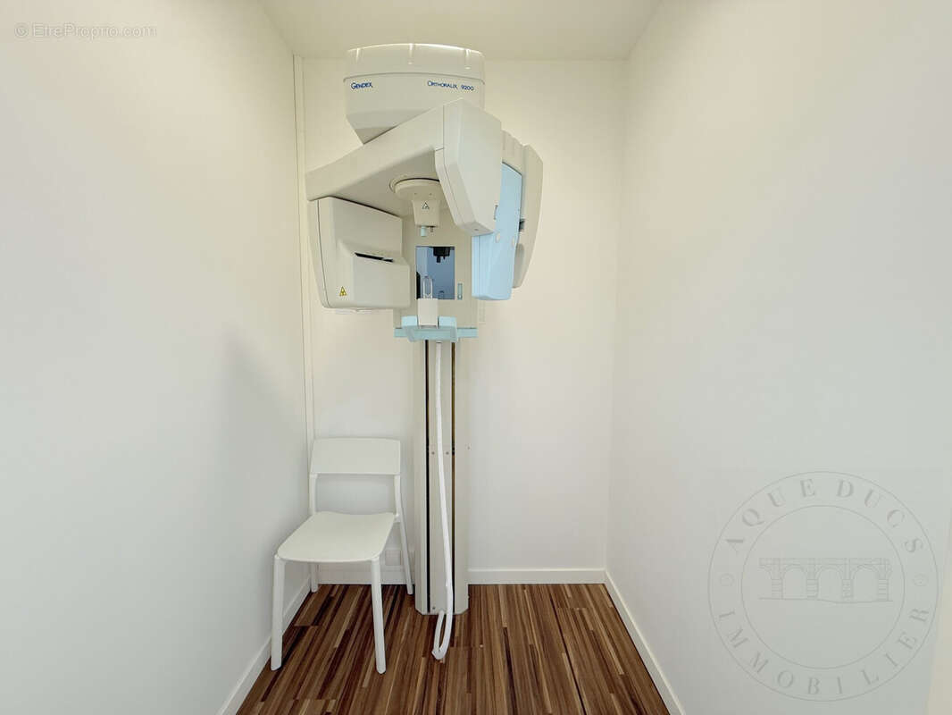 Commerce à CHAPONOST