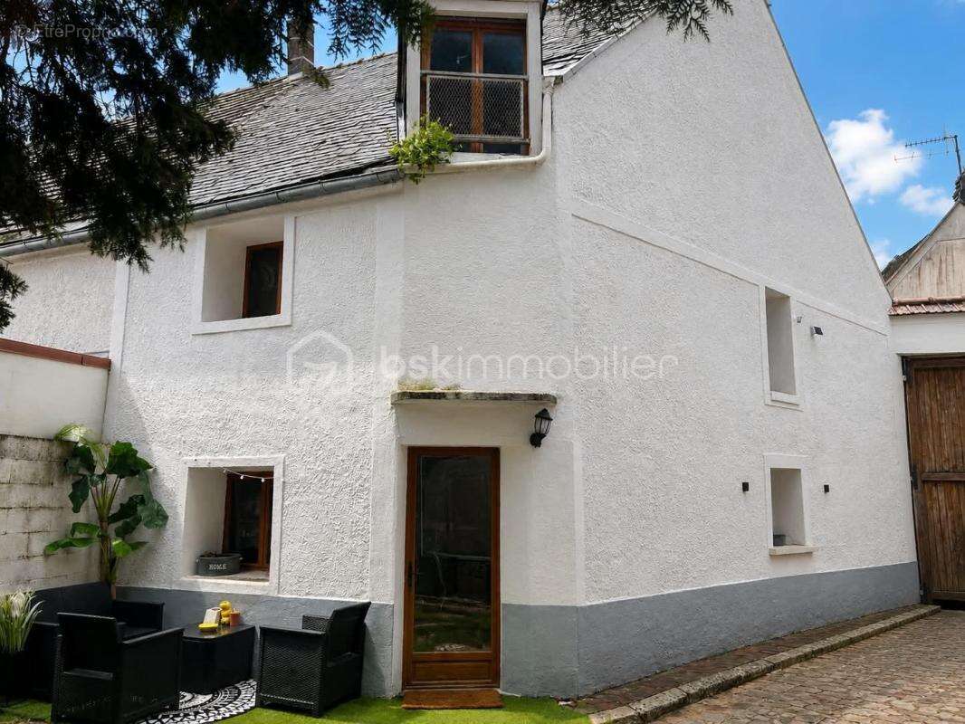 Appartement à ANGERVILLE