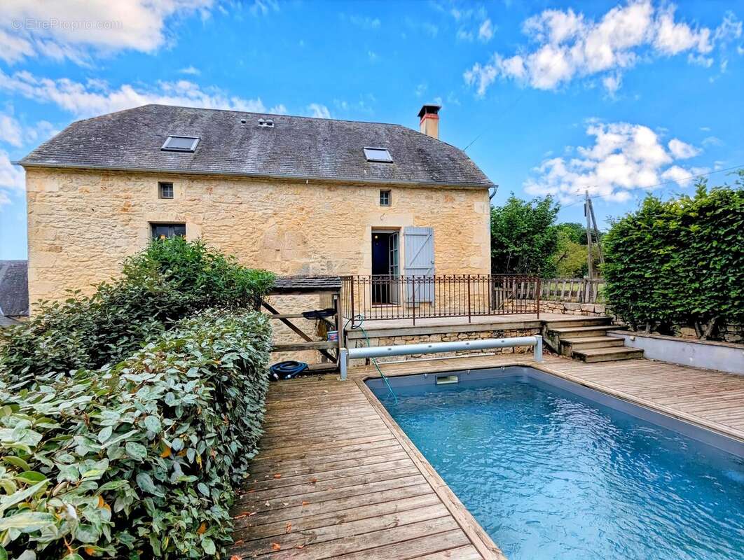 Maison à SALIGNAC-EYVIGUES