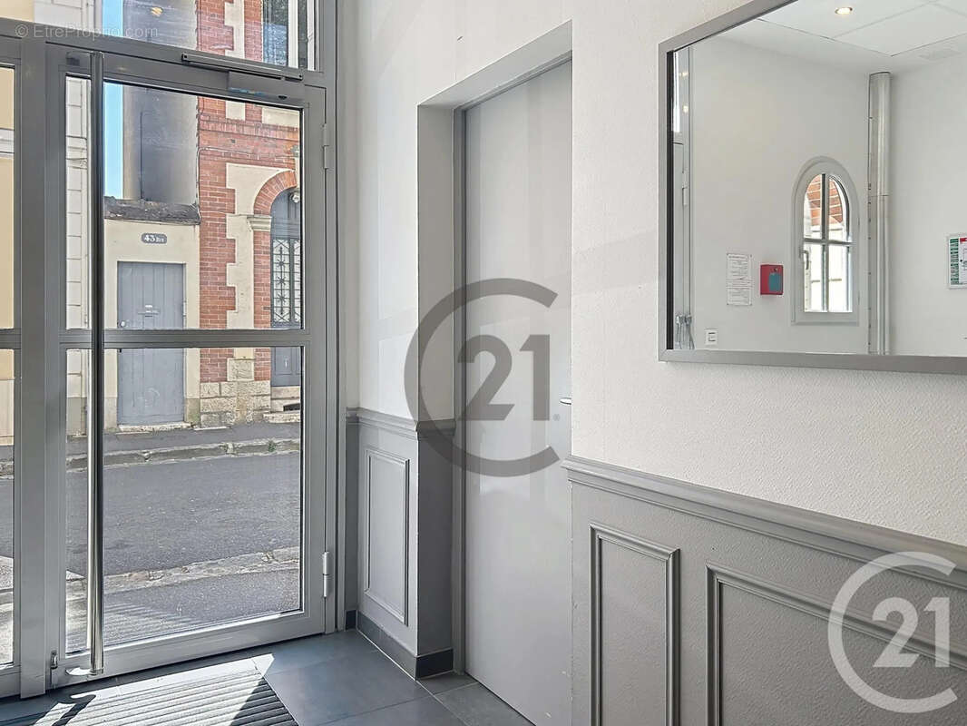 Appartement à FONTAINEBLEAU