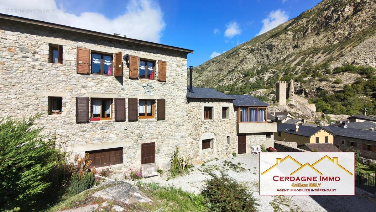 Appartement à PORTA