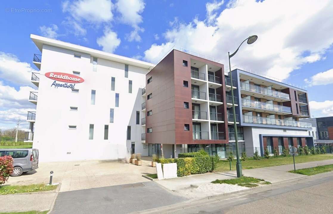 INVESTISSEMENT LOCATIF  CARRIÈRES-SUR-SEINE  Résidence d'Affaires Residhome Carrières La Défense - 7.14% de rentabilité - photo 16