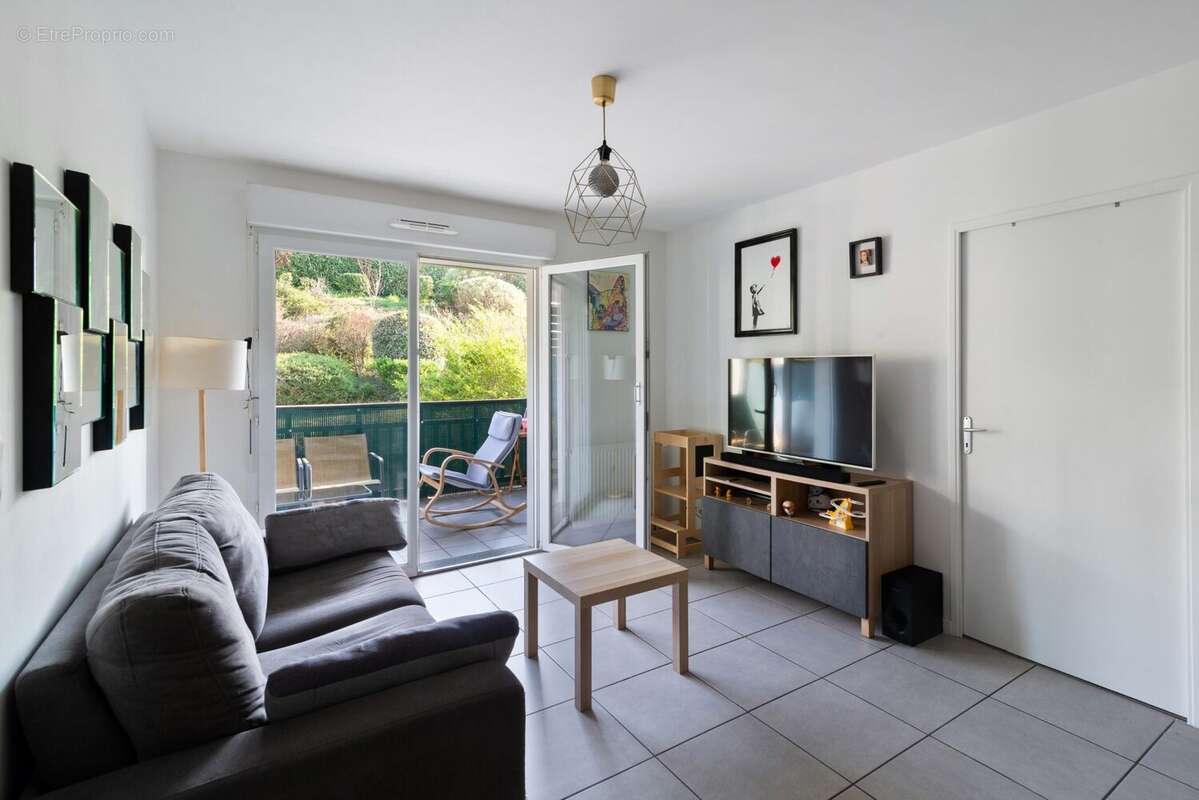 Appartement à USTARITZ