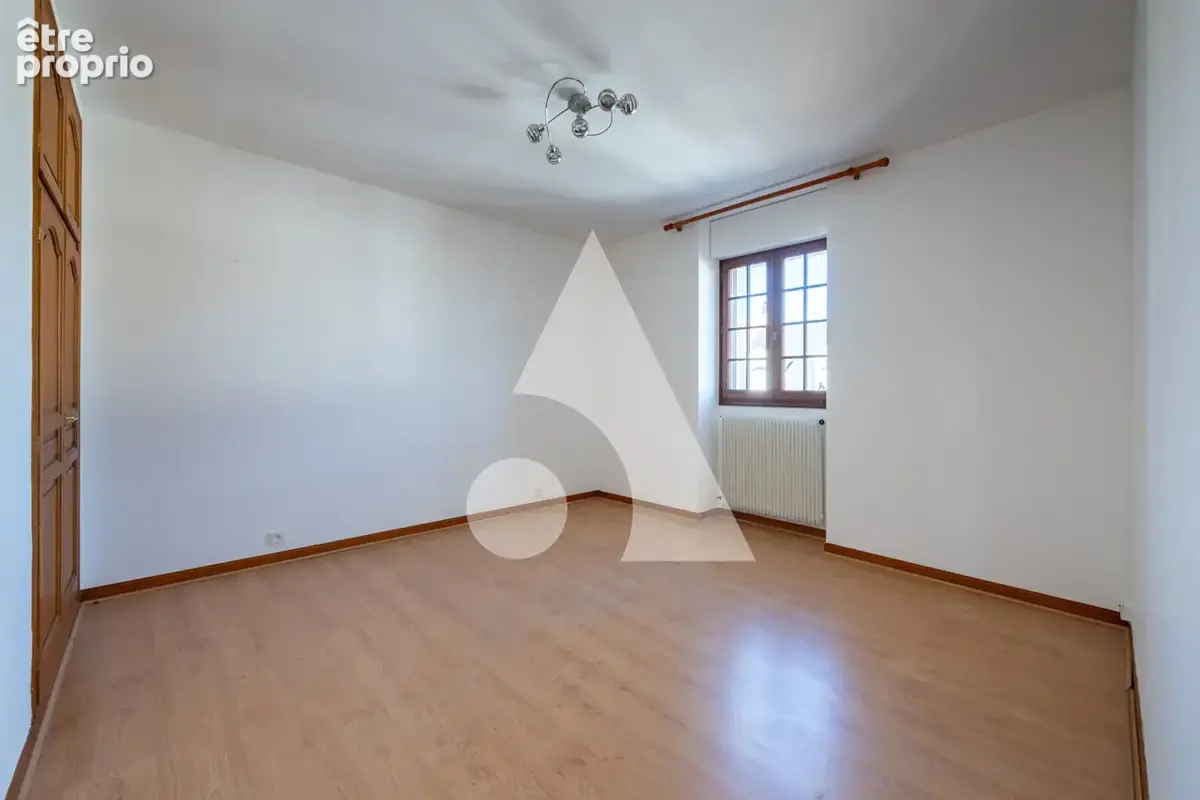 Ormesson Sur Marne, Belle maison familiale 8 pièces de 170 m2 - photo 14
