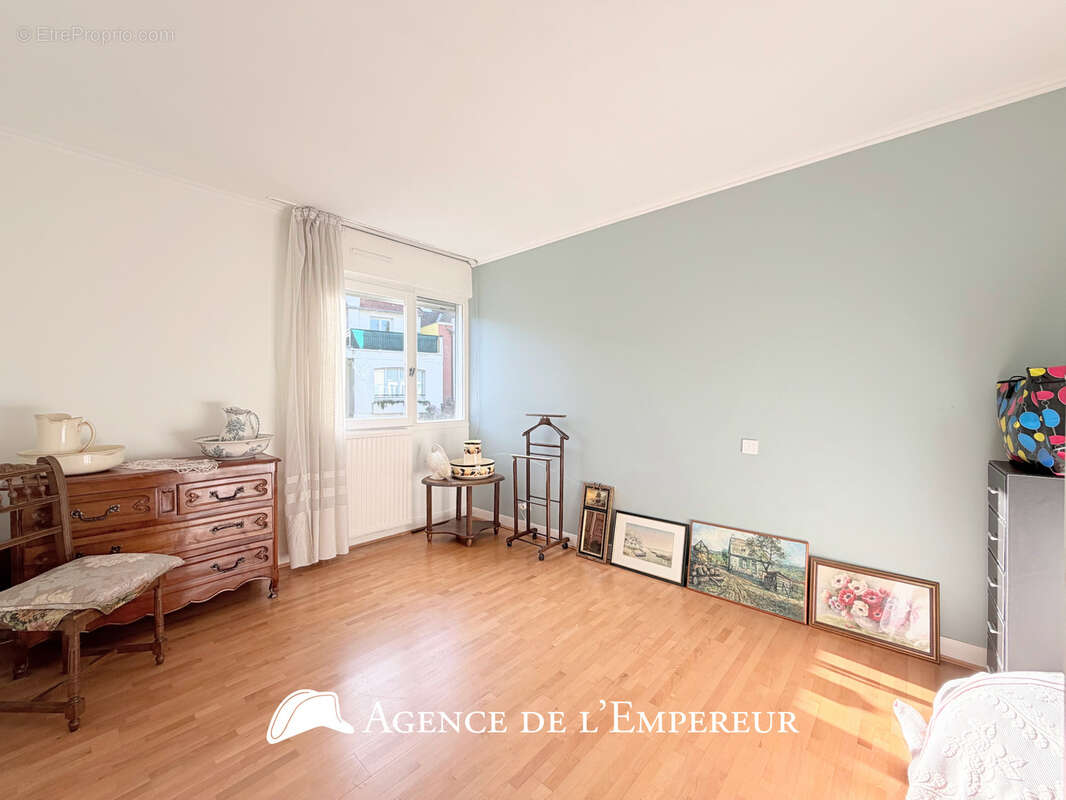 Appartement à RUEIL-MALMAISON