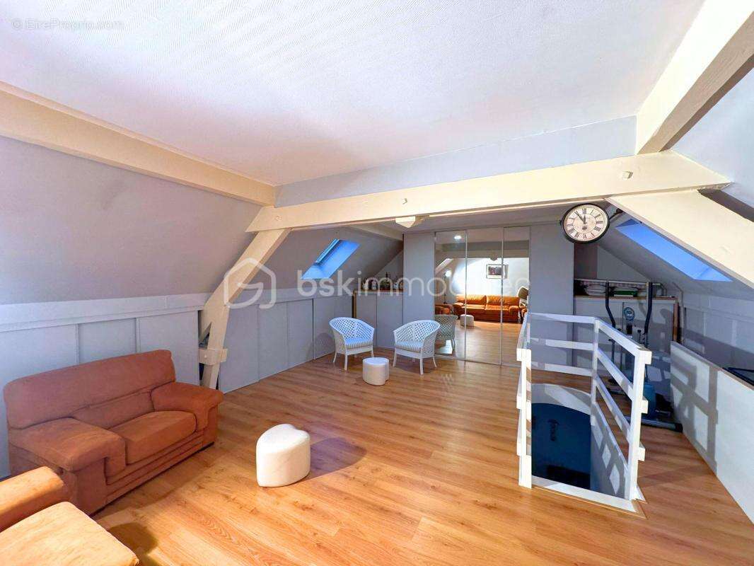 Appartement à OZOIR-LA-FERRIERE