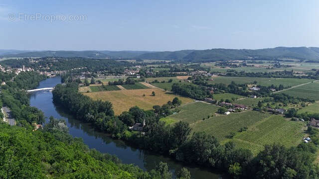 Maison à PUY-L&#039;EVEQUE