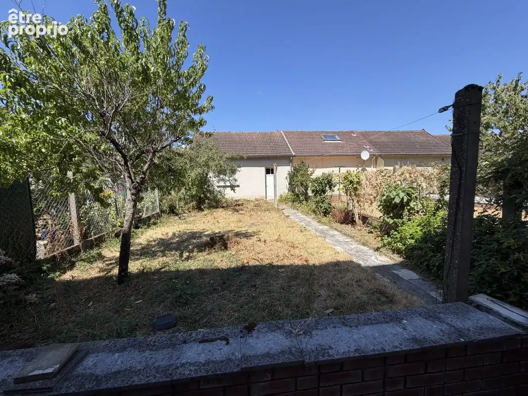 ???? Maison avec jardin et deux garages   Le Mans - photo 11