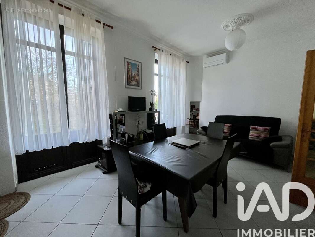 Photo 2 - Maison à CASTRES-GIRONDE