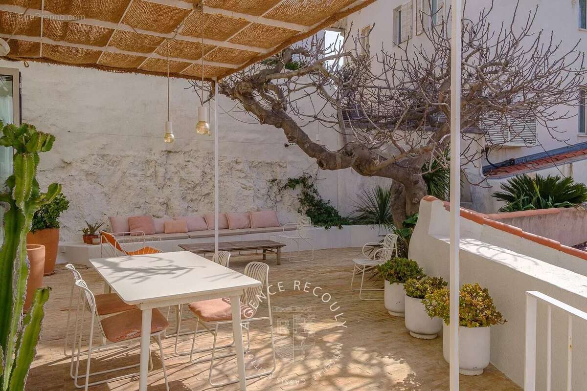 Maison à MARSEILLE-7E