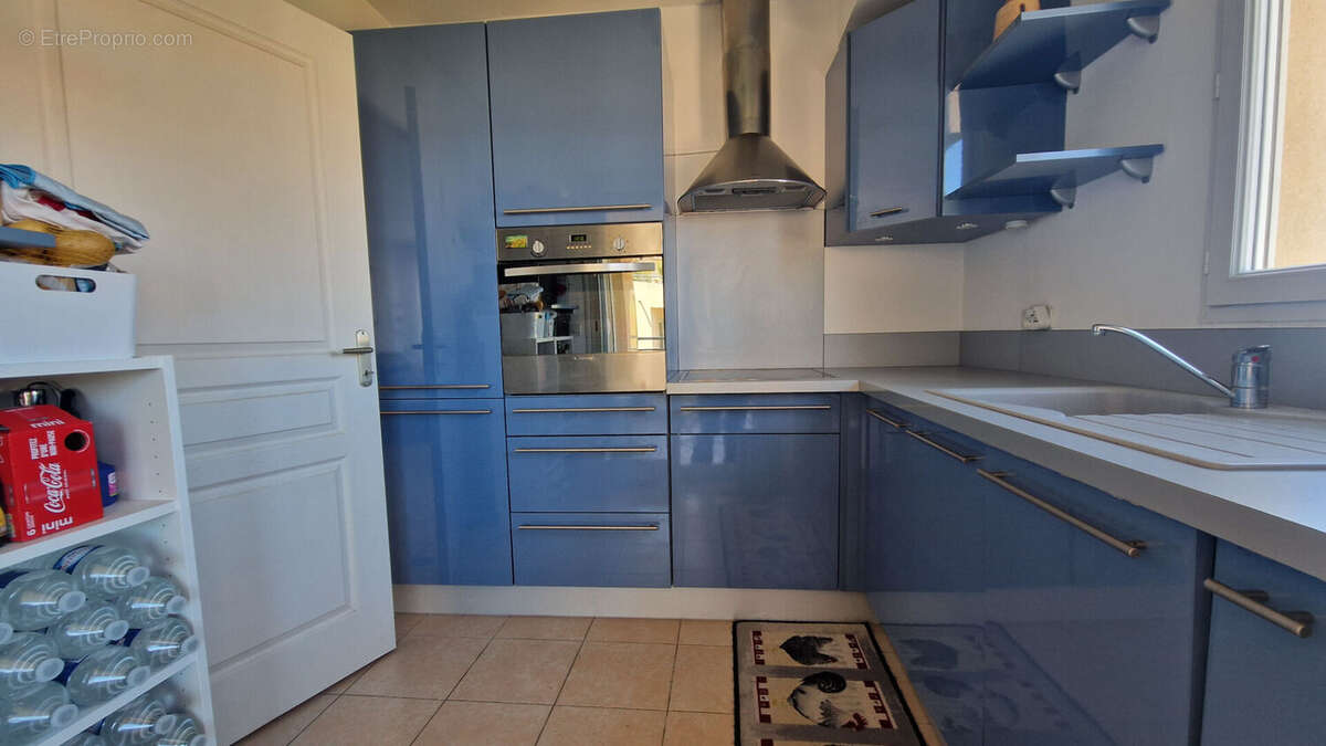 Appartement  proche Port  3 pièce(s) 67 m2, ascenseur, terrasse, parking couvert - photo 4