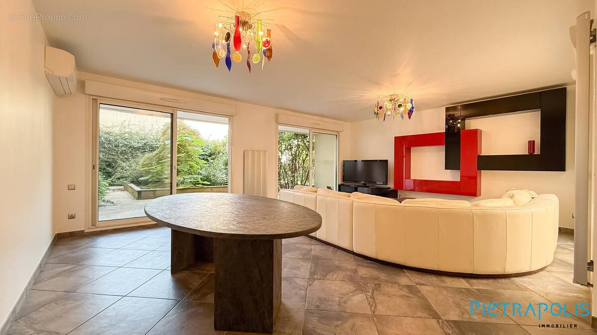 Maison à VILLEURBANNE