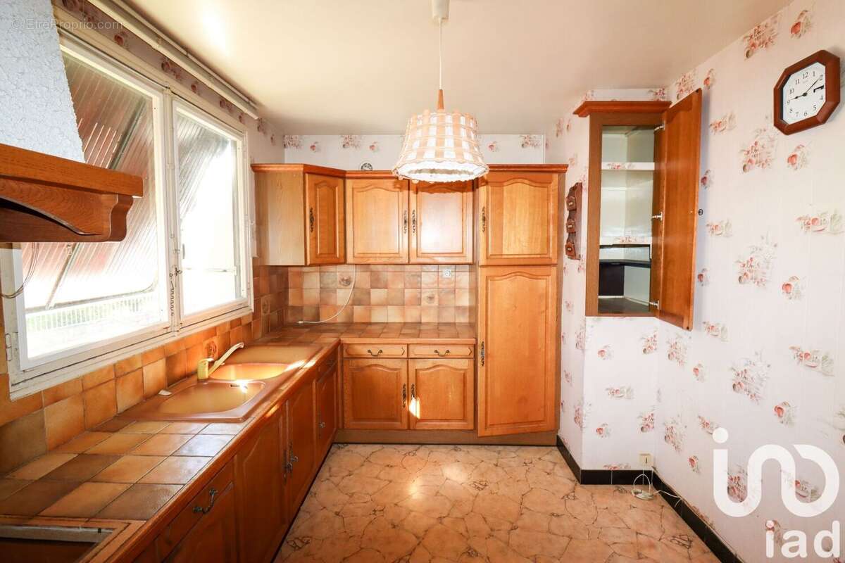Maison 161 m² à Ussel  - photo 6