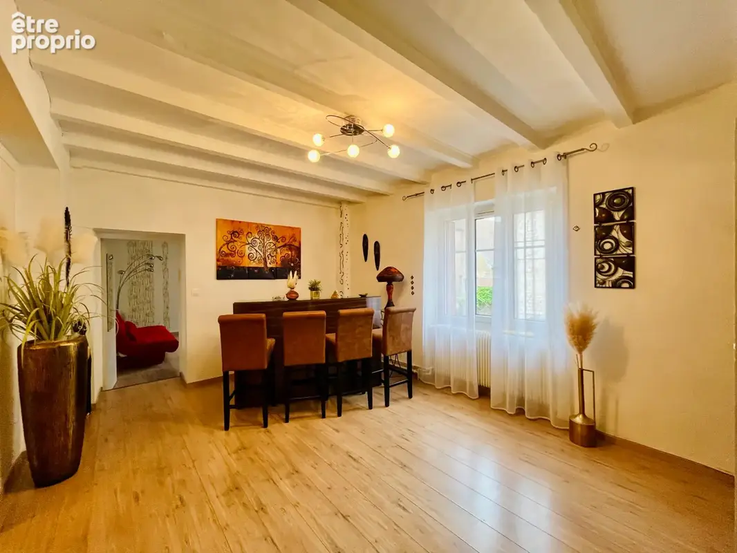 Appartement 164 m² à Saint-Vit  - photo 3
