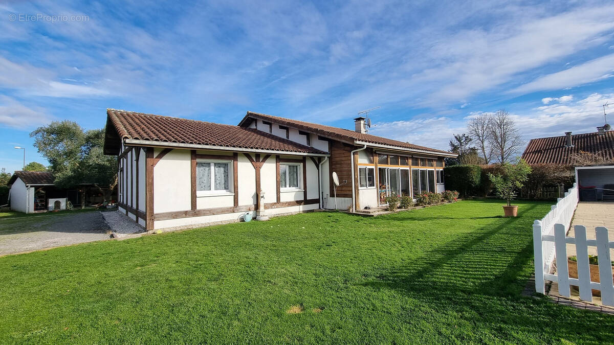 Maison à LIT-ET-MIXE