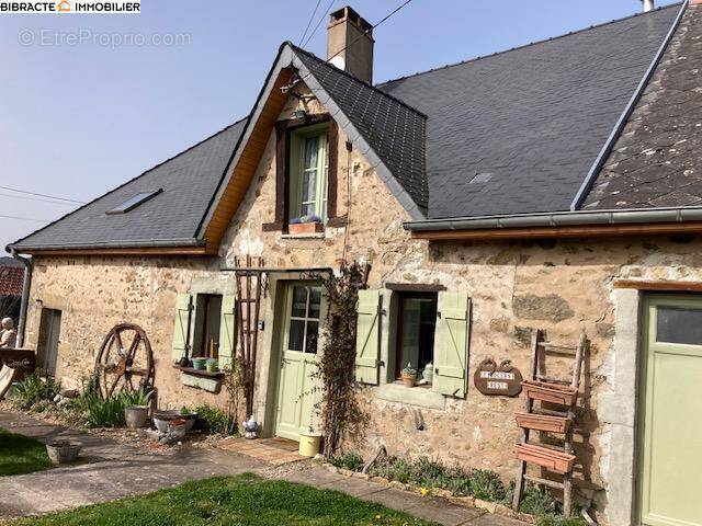 n°1 - Maison à SOMMANT