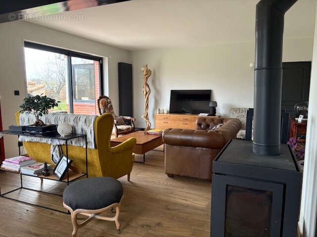 Maison à GROFFLIERS