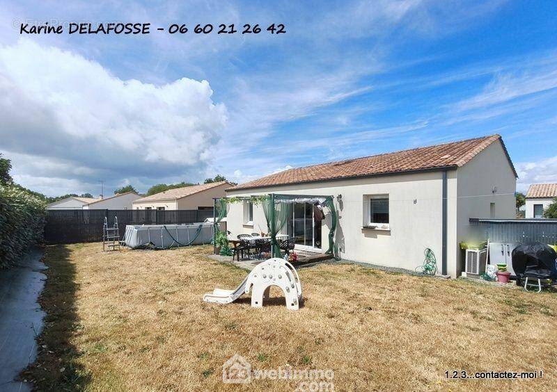 Maison à NESMY