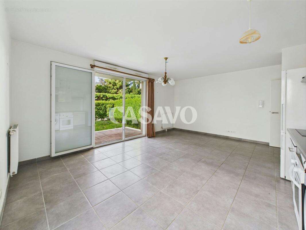 Vente Appartement 3 pièces de 64m² - 95680 Montlignon - photo 2