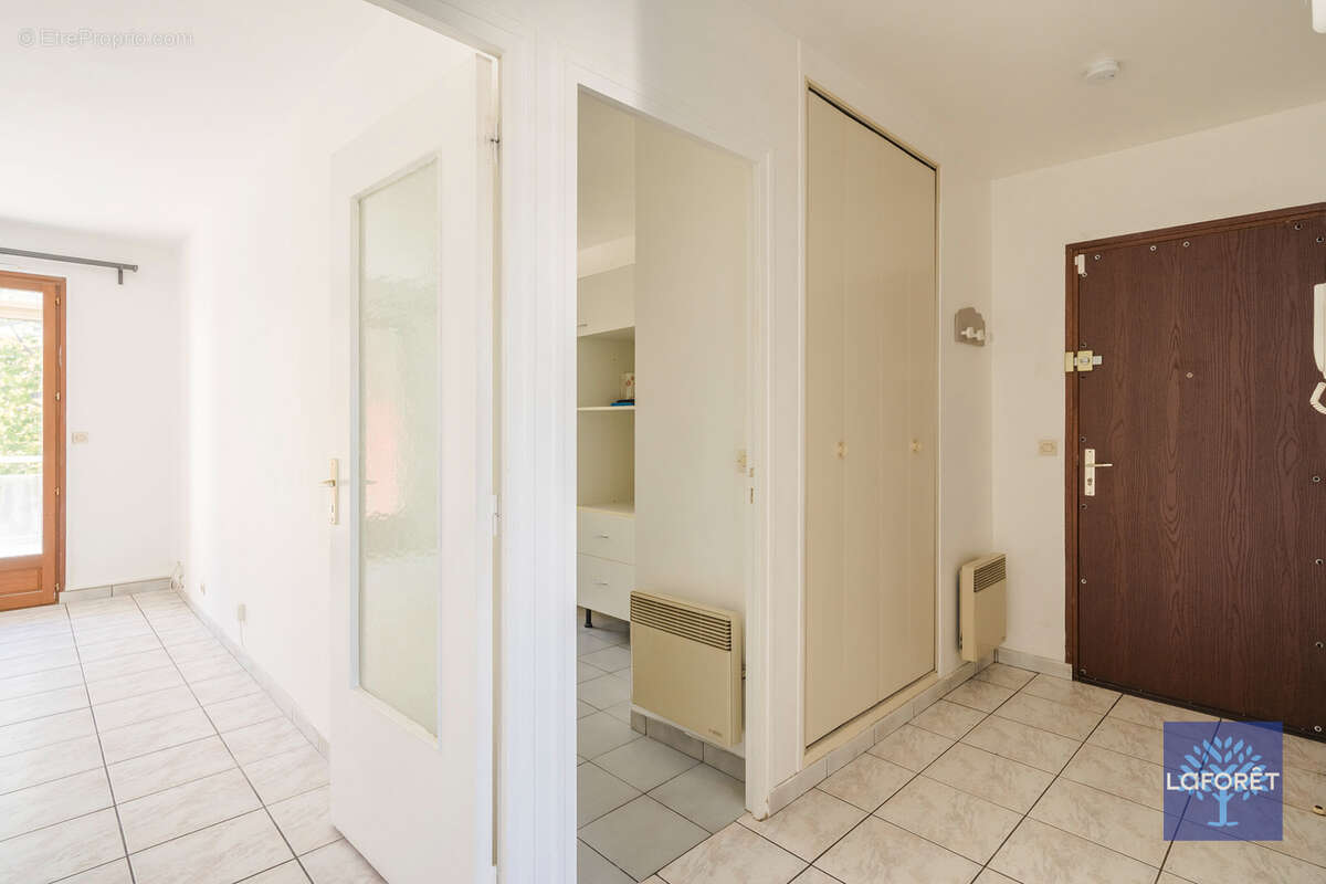 Appartement à LES PAVILLONS-SOUS-BOIS