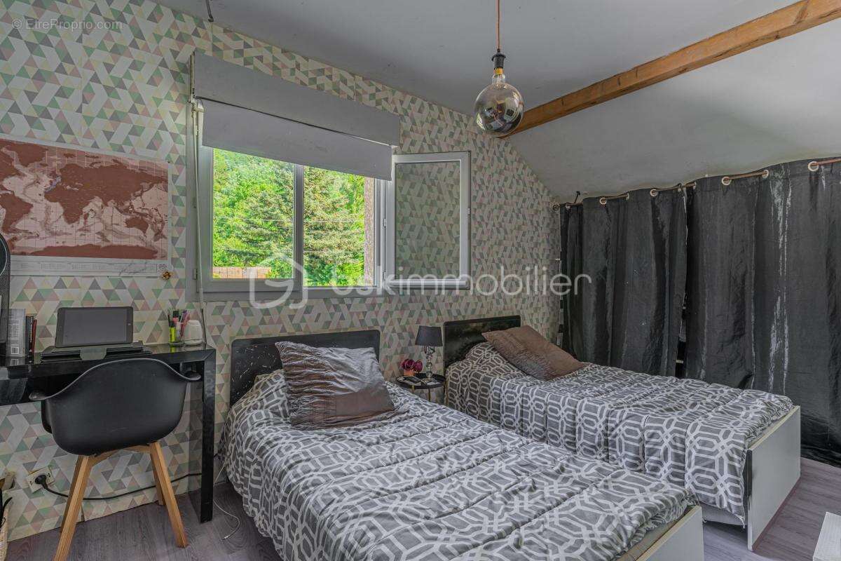 Maison à SERRIERES-EN-CHAUTAGNE