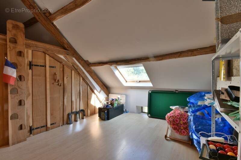 Maison à SAINT-LEGER-MAGNAZEIX