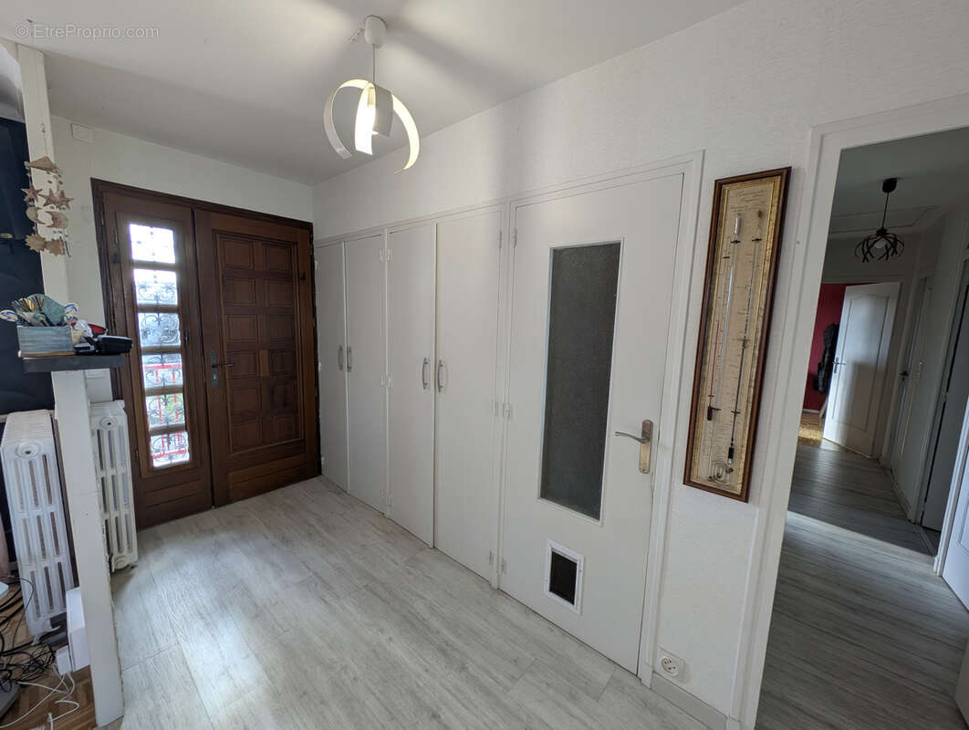 Maison à LES PONTS-DE-CE