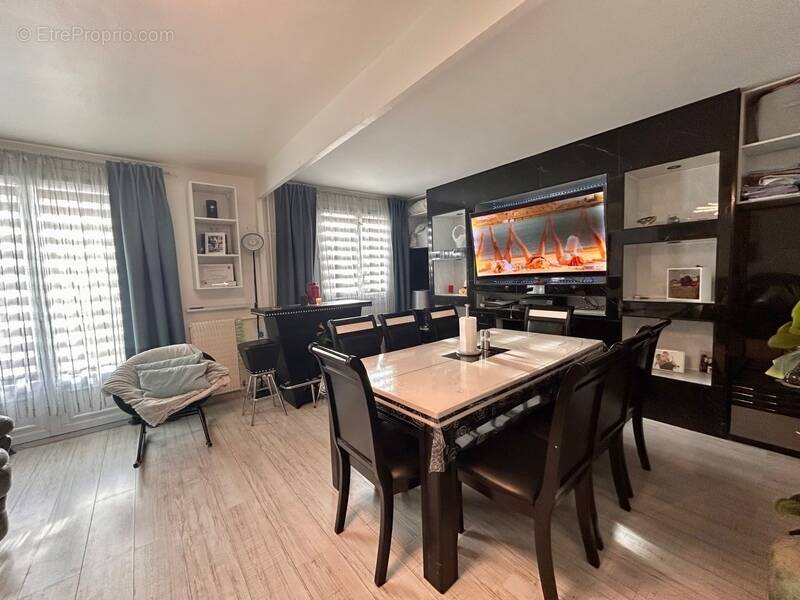 Appartement à DOMONT