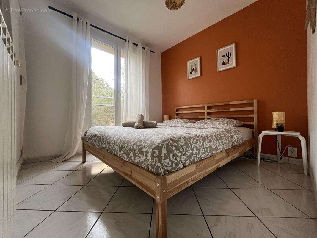 Appartement à MARSEILLE-9E