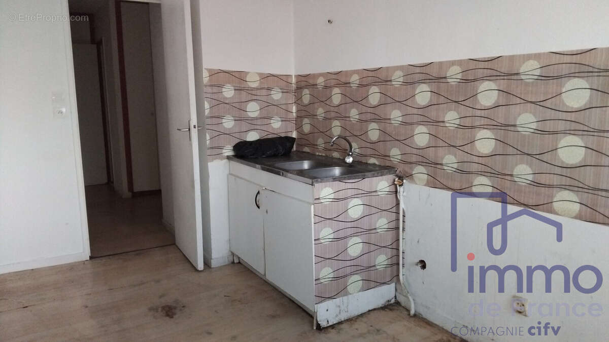 Appartement à SAINT-ETIENNE