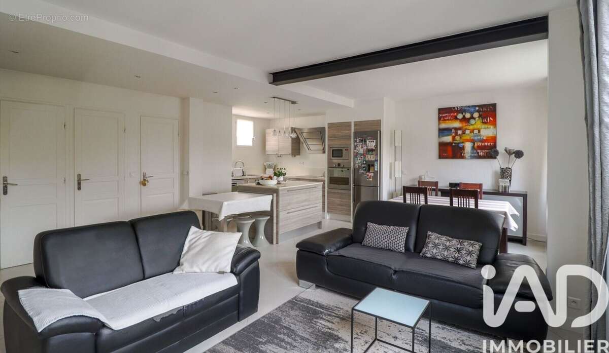 Photo 3 - Maison à RUEIL-MALMAISON