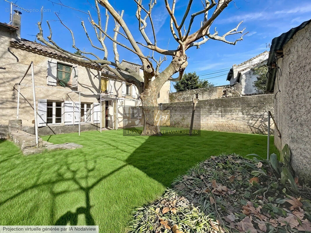 Maison à SARRIANS